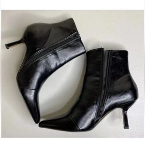 TOPSHOP BLACK PATENT LEATHER BOOTS BOOTIES WOMENS SZ 37